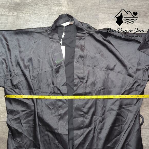 2inrobes Short Silky Robe Size XL - Picture 4 of 5